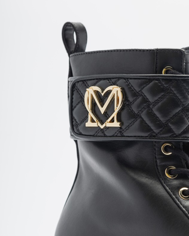 Laarzen Love Moschino