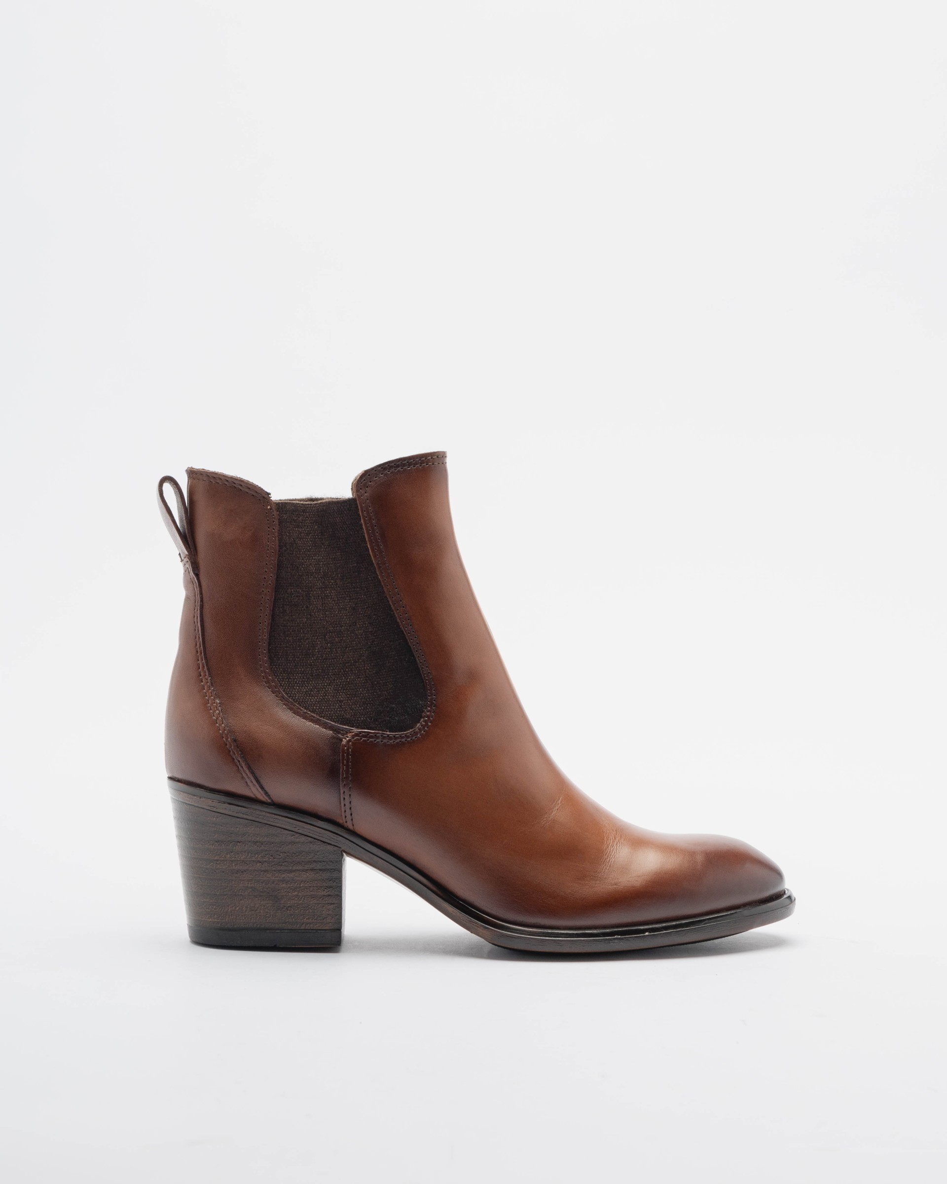 PROF Chelsea Ankle boots