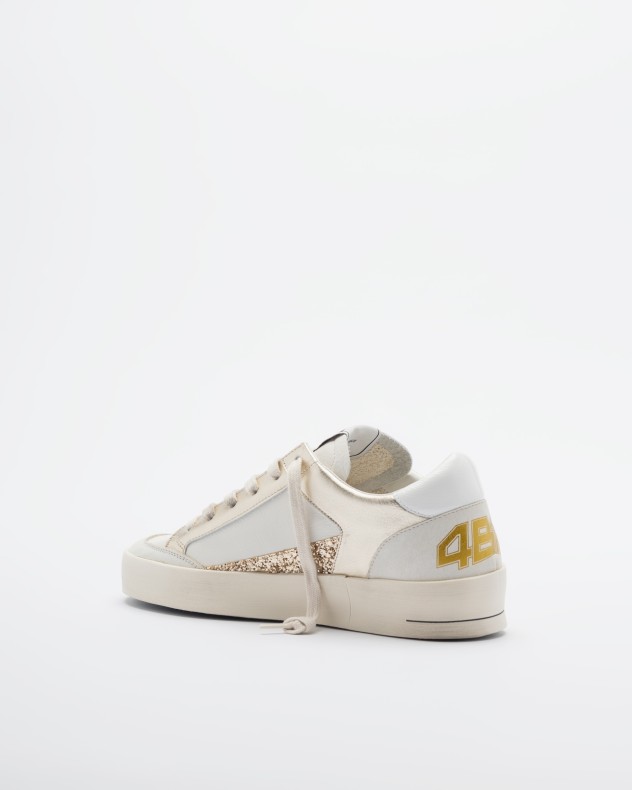 Baskettes blanches 4B12