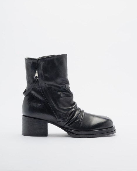Ixos Boots