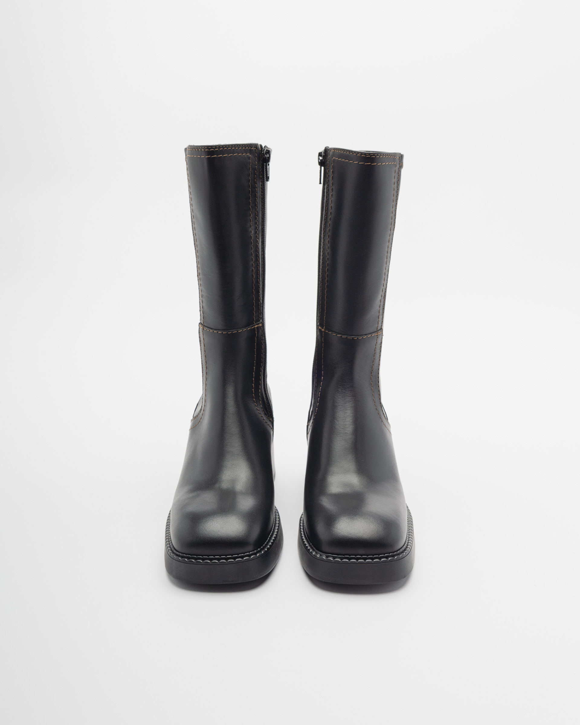 Stiefel E8 by Miista