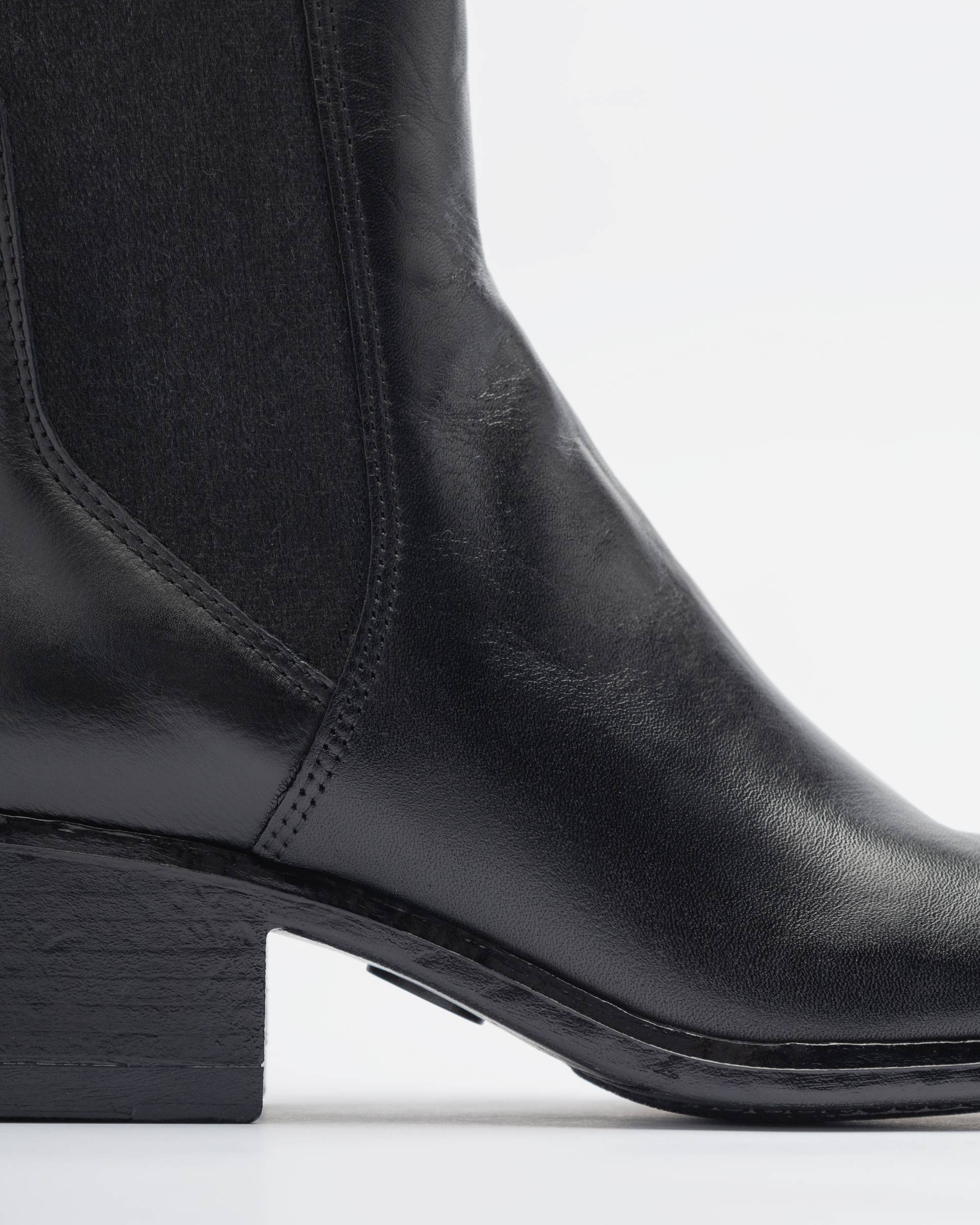 PROF Chelsea Ankle boots