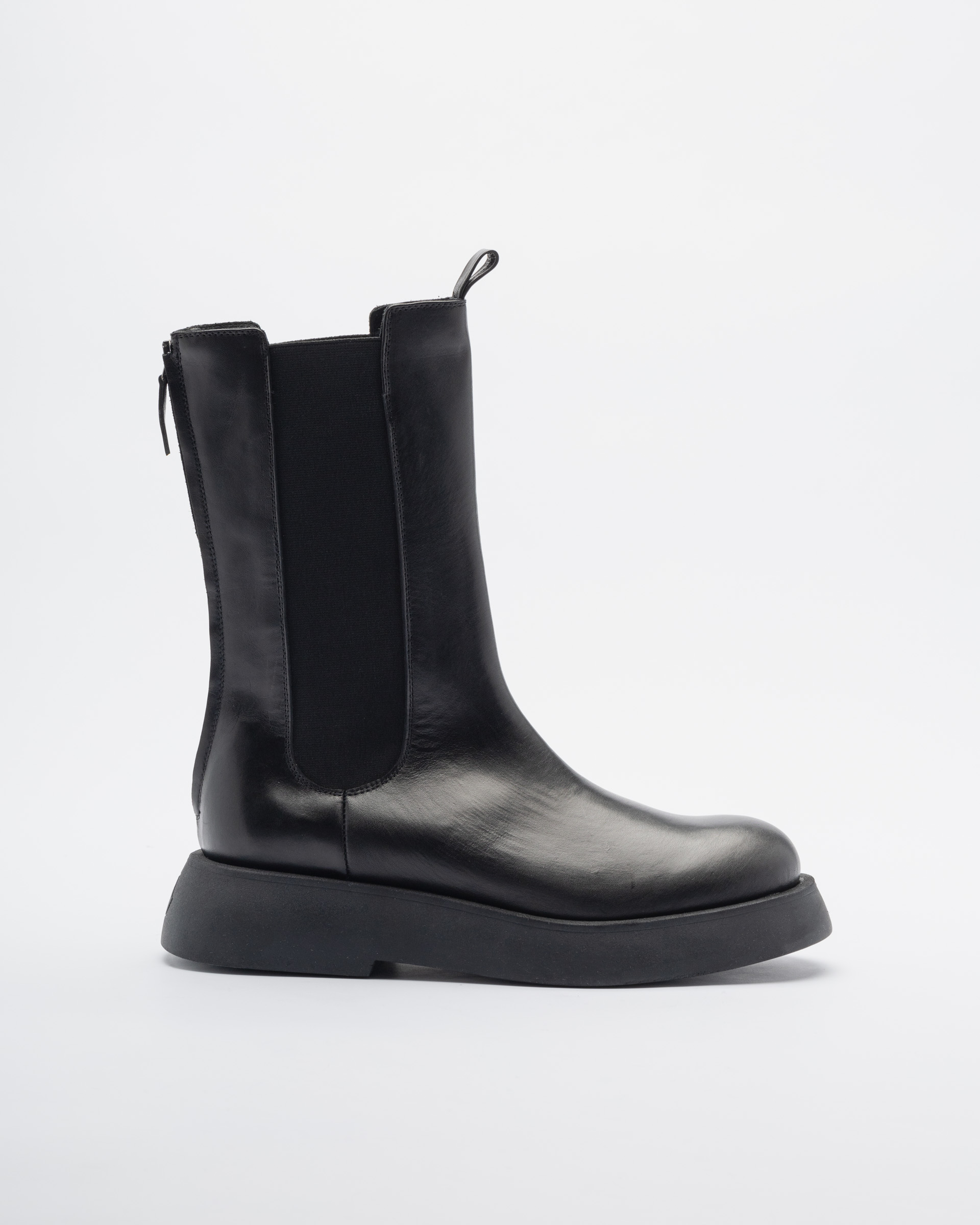 Ernesto Dolani Chelsea boots