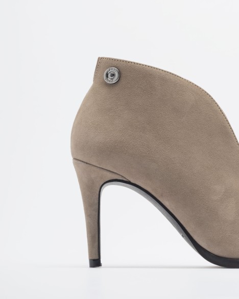 Botins PROF Botins PROF