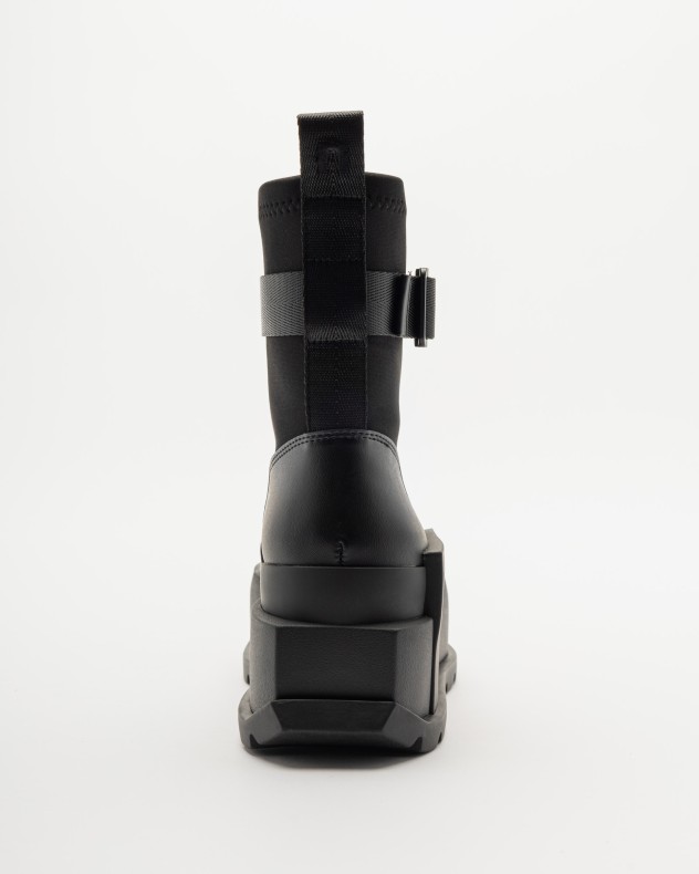 Botins United Nude