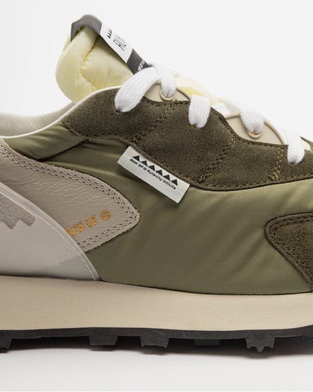 Sneakers Run Of