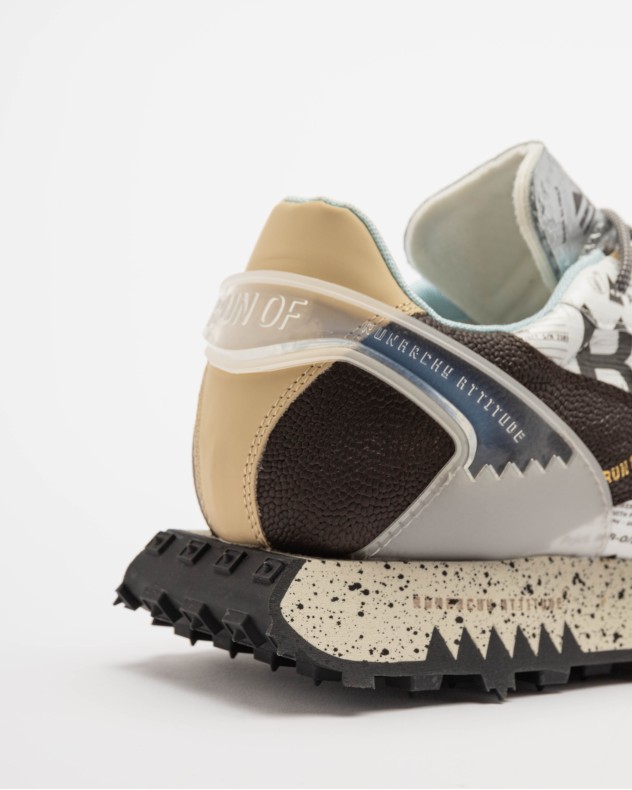 Sneakers Run Of