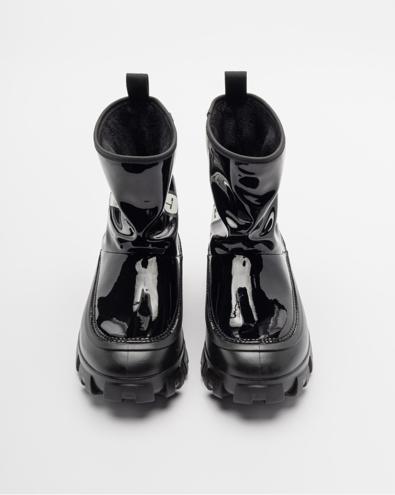 Botas Ugg W CLASSIC BRELLAH MINI Preto - 6-1144059-01 - PROF