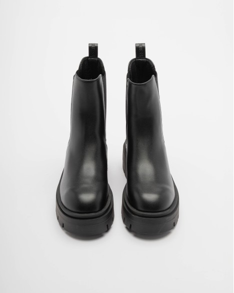 Stiefel Guess Stiefel Guess