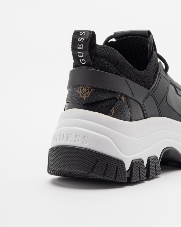 Sneakers Guess