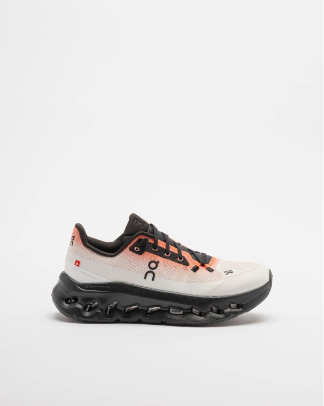 Witte sportschoenen On Running