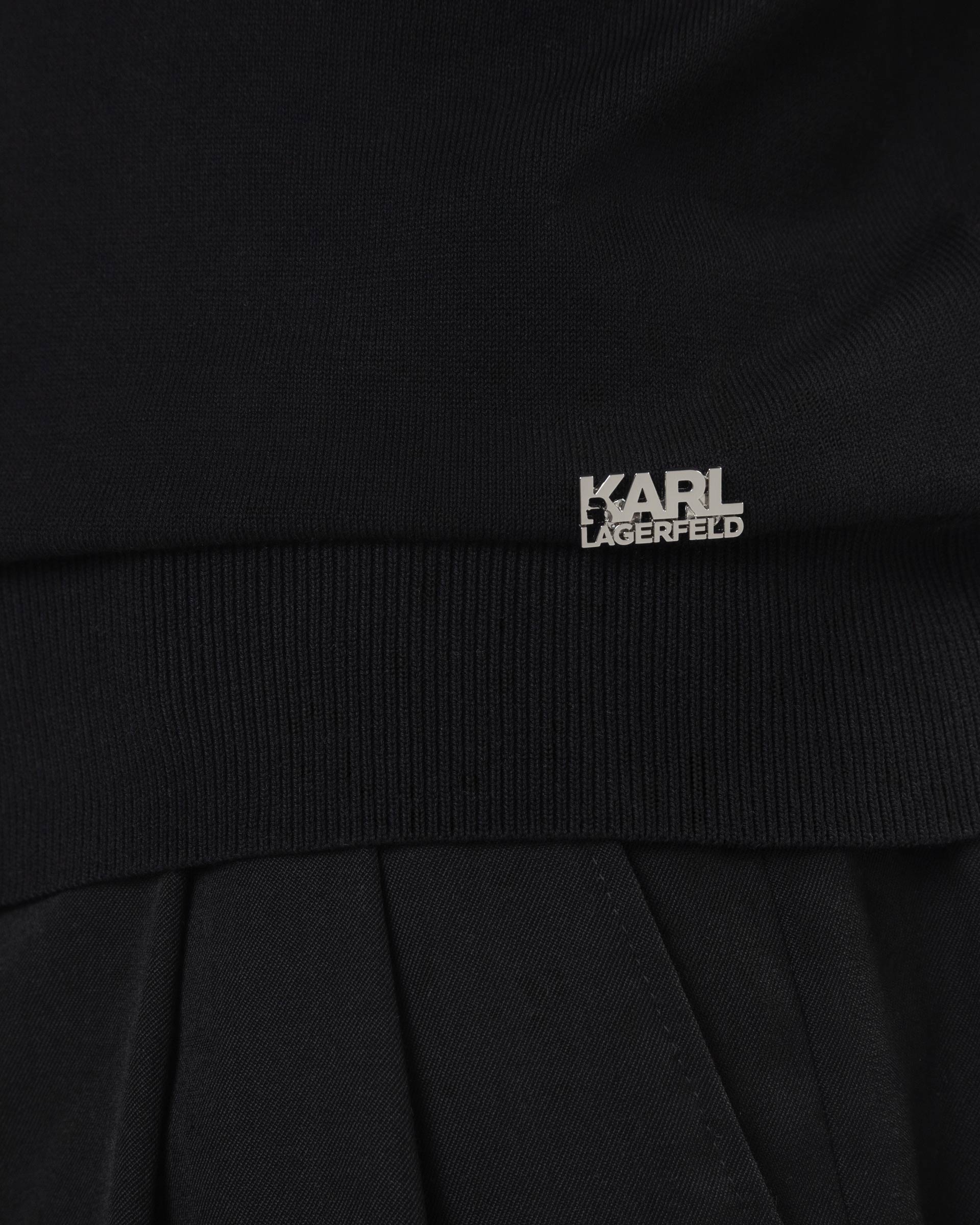 Pool Karl Lagerfeld
