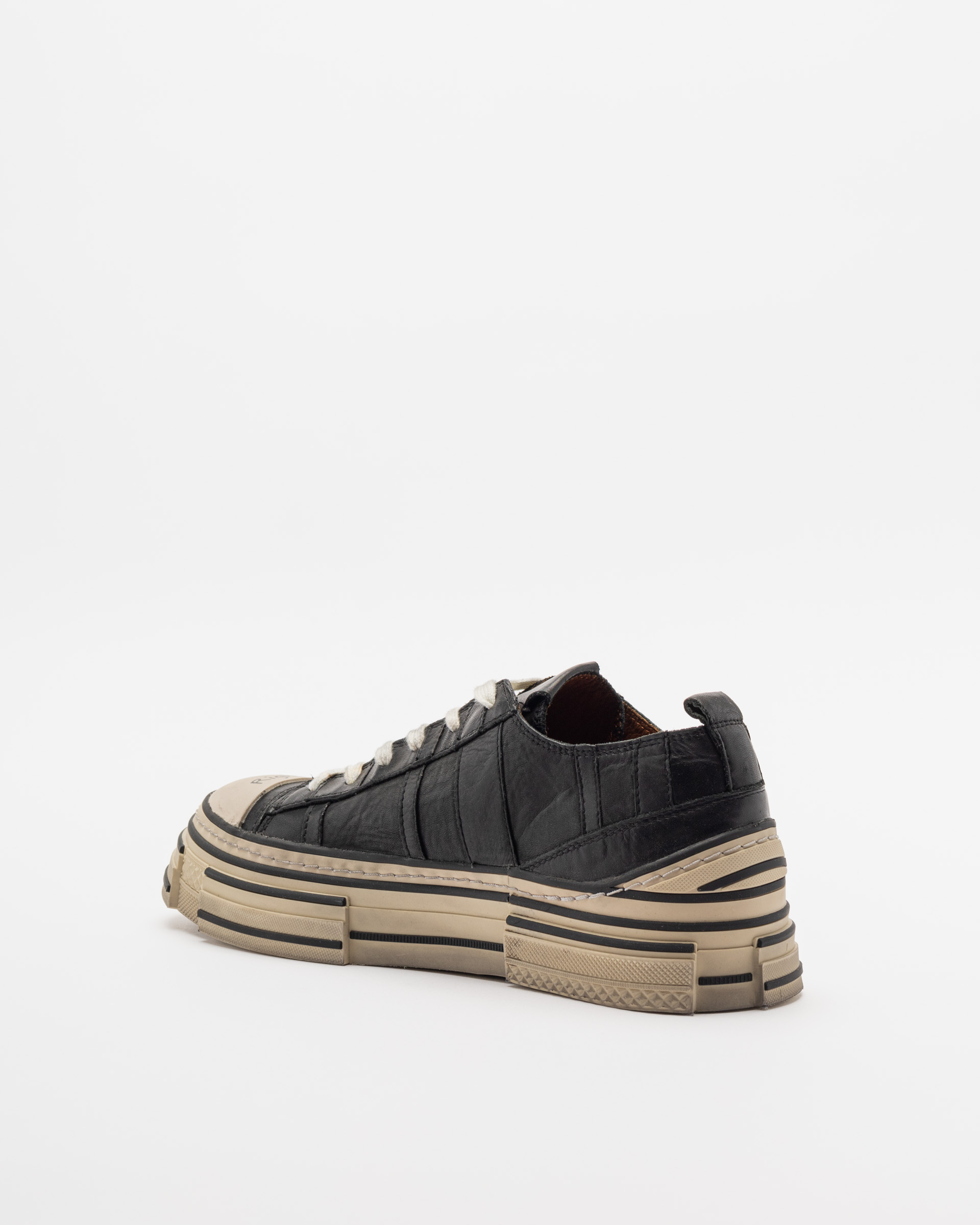 Dropp Sneakers