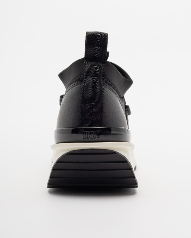 Sapatilhas Slip-On Dkny