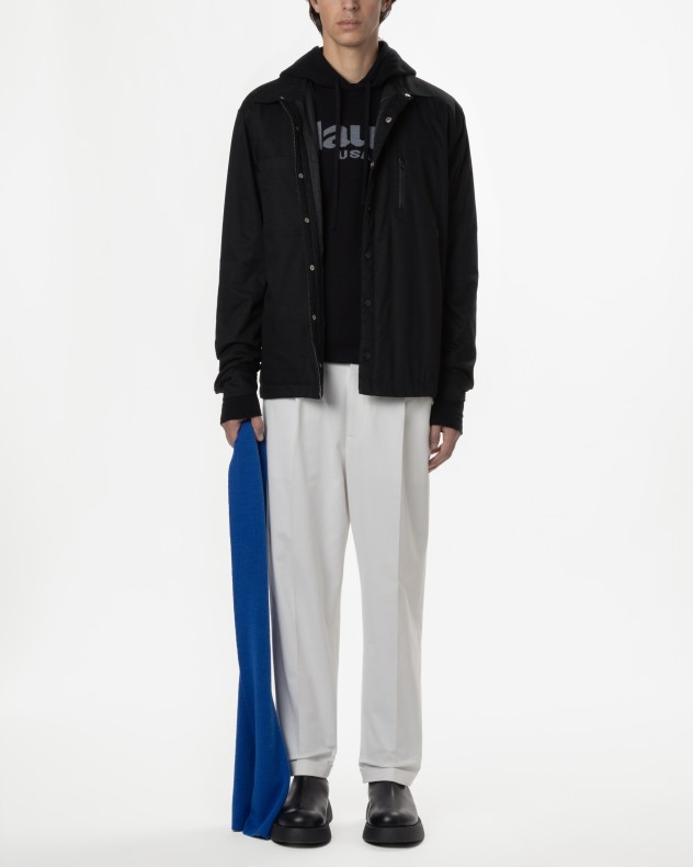 Blauer Hoodie