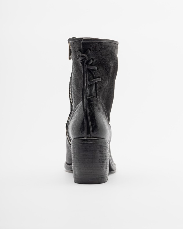 Botins A.S.98