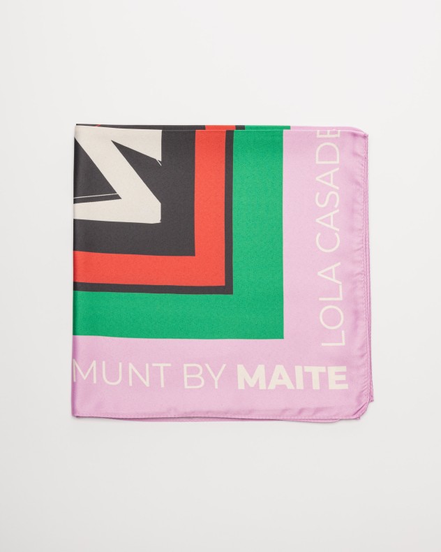 Lola Casademunt Scarf