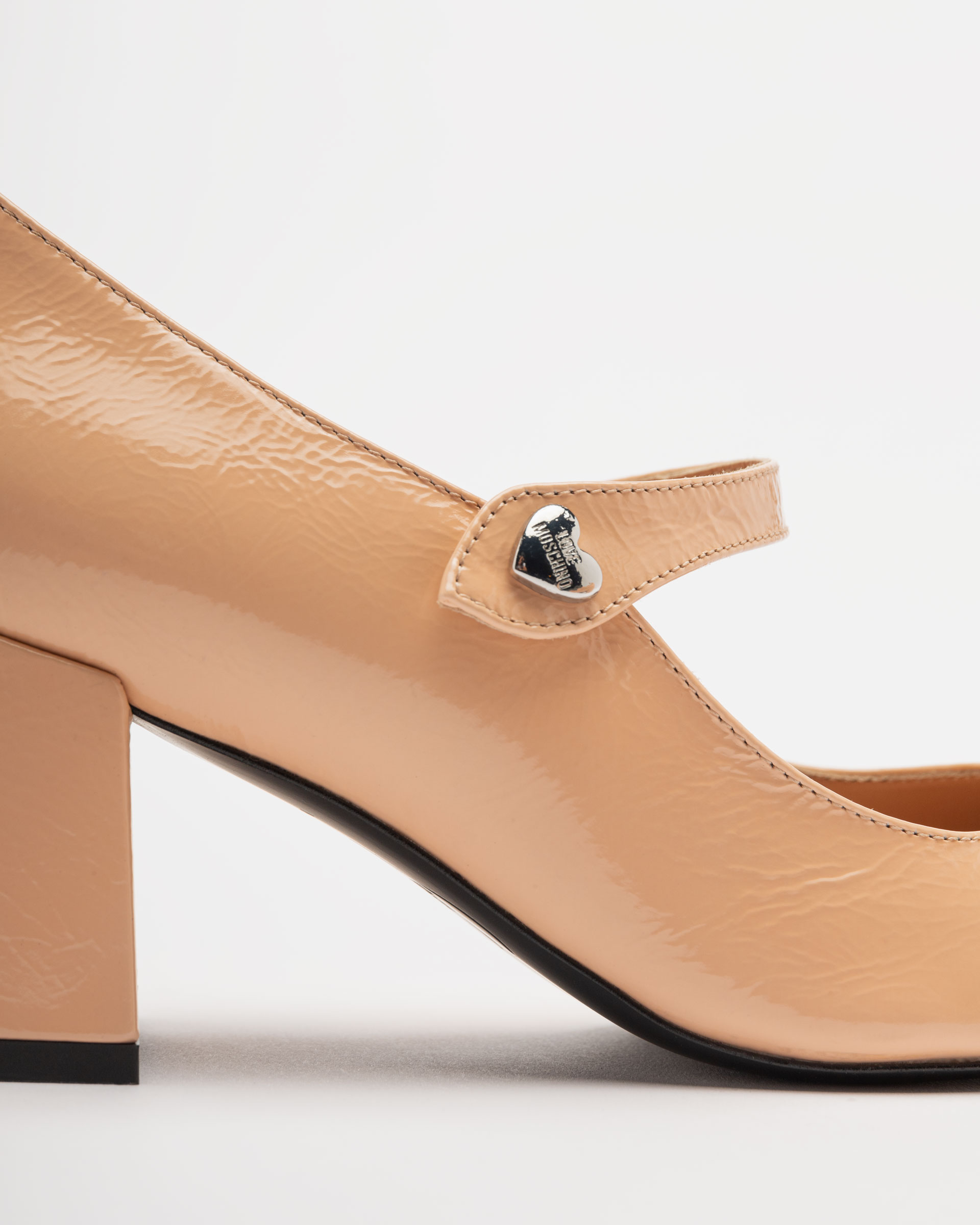 Schoenen Love Moschino