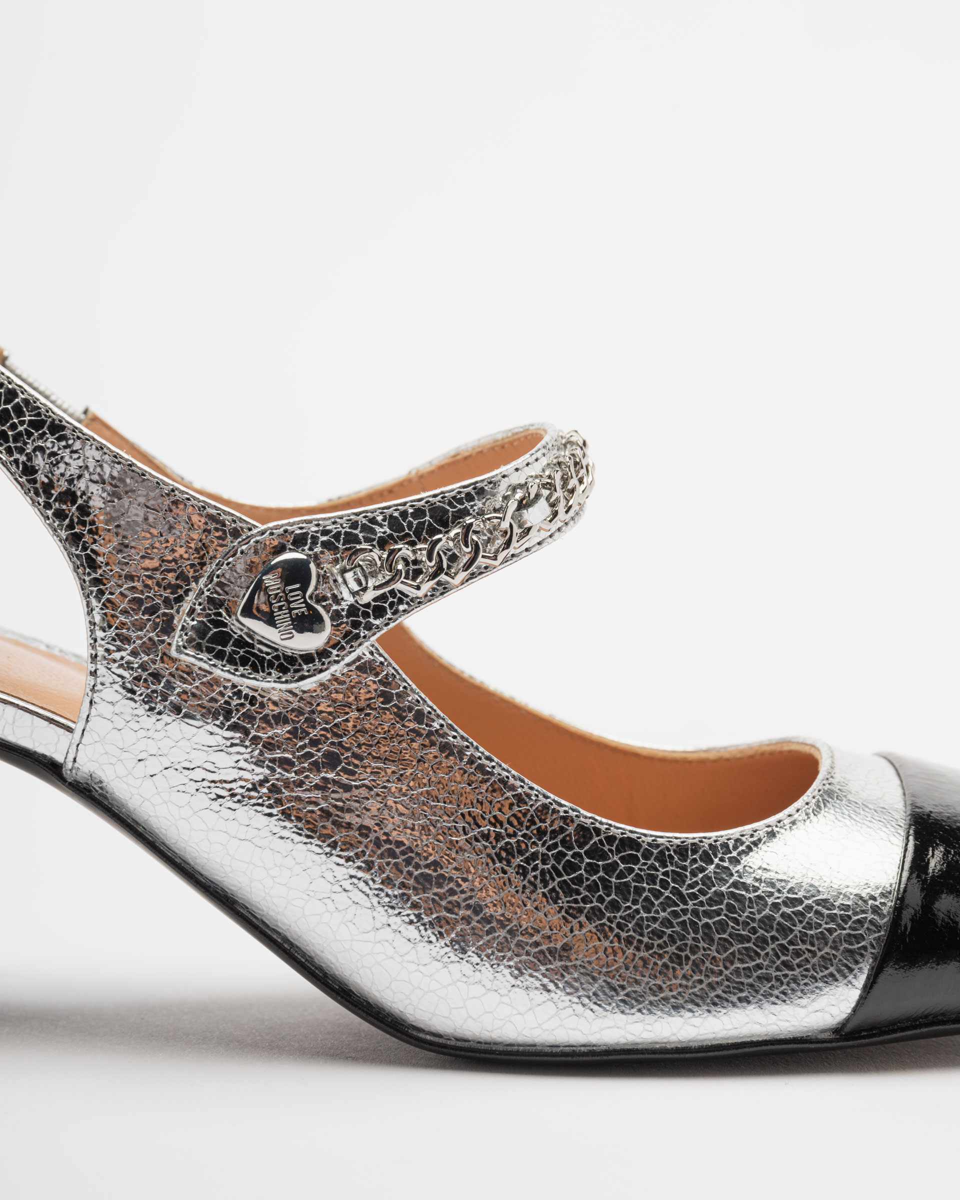 Sapatos Love Moschino