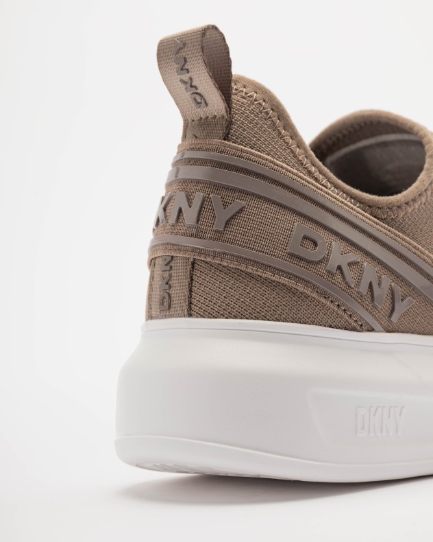 Dkny Sneakers