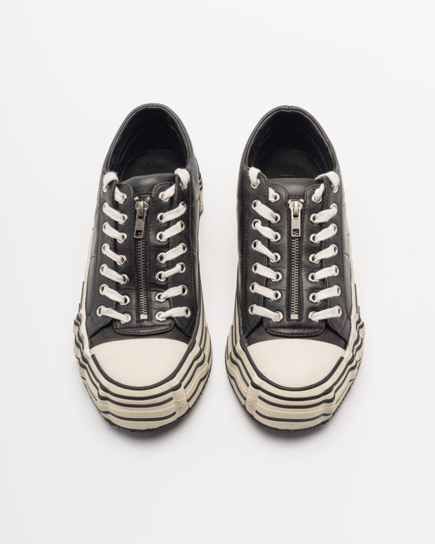Dropp Sneakers