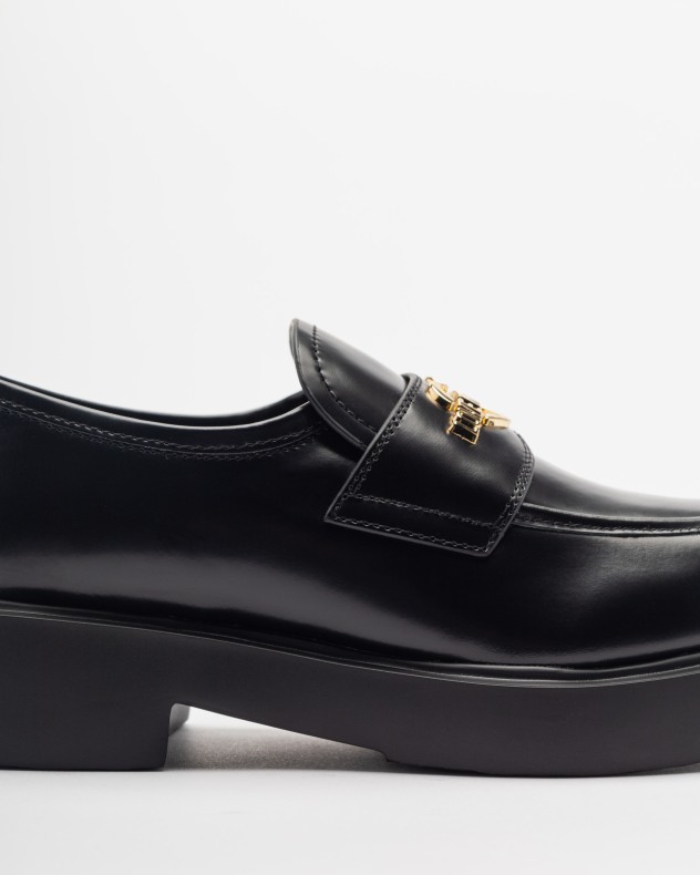 Loafers Love Moschino