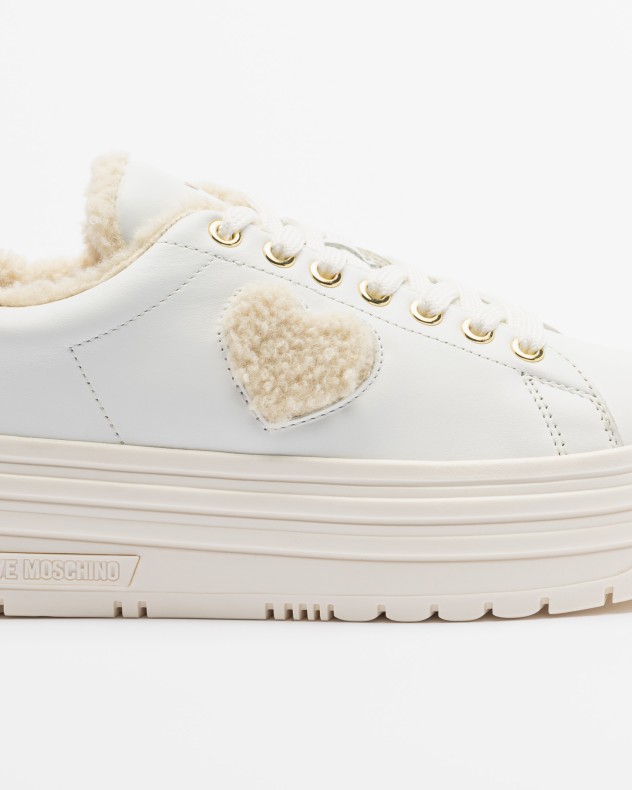 Baskets Love Moschino