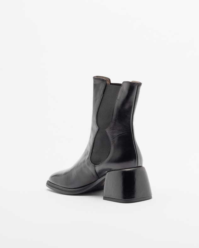 PROF Boots