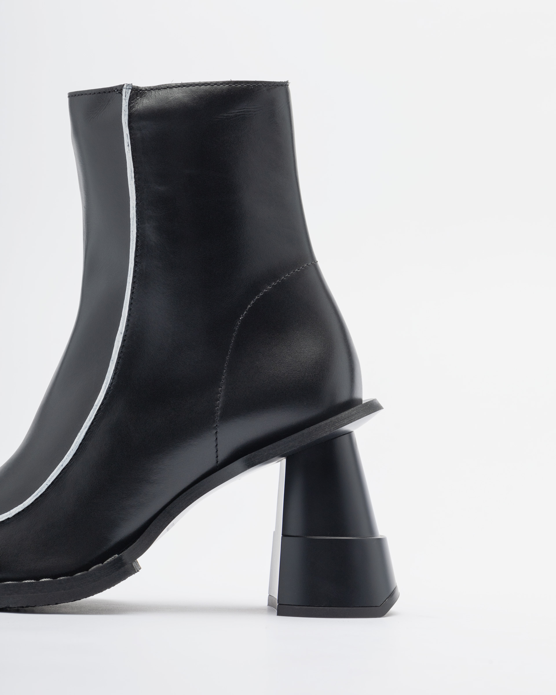 Henrik Vibskov Ankle Boots