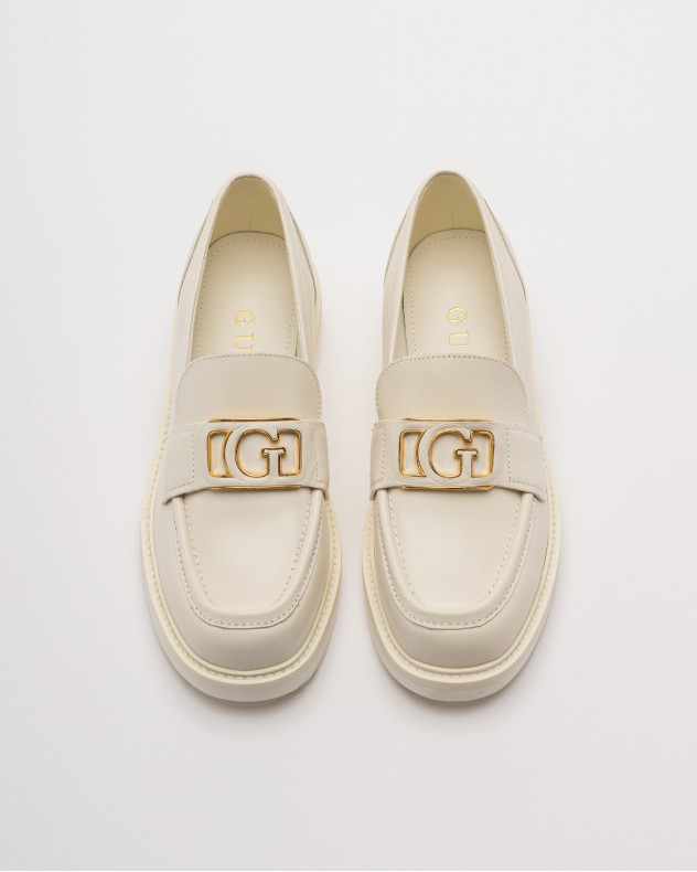 Loafers Guess