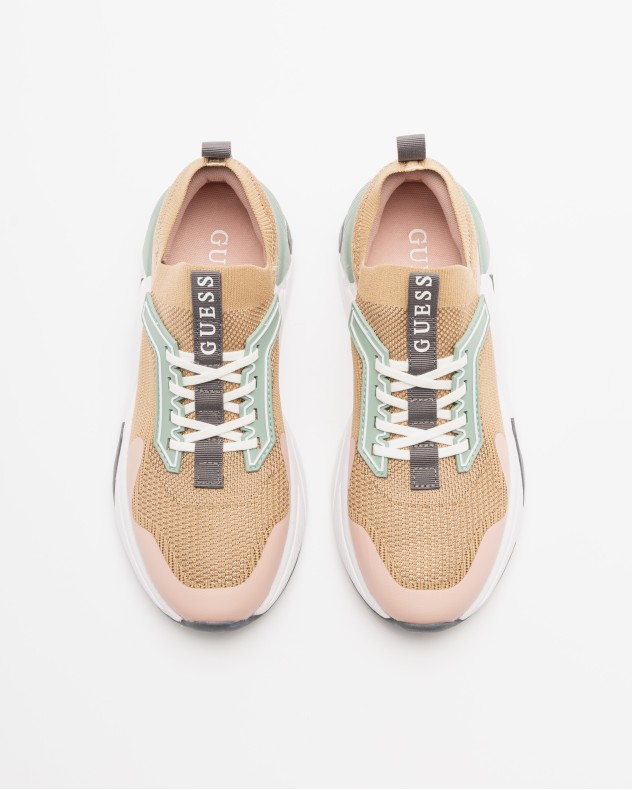 Baskets � enfiler Guess