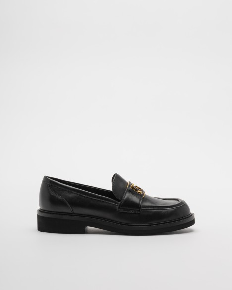 Loafers Guess