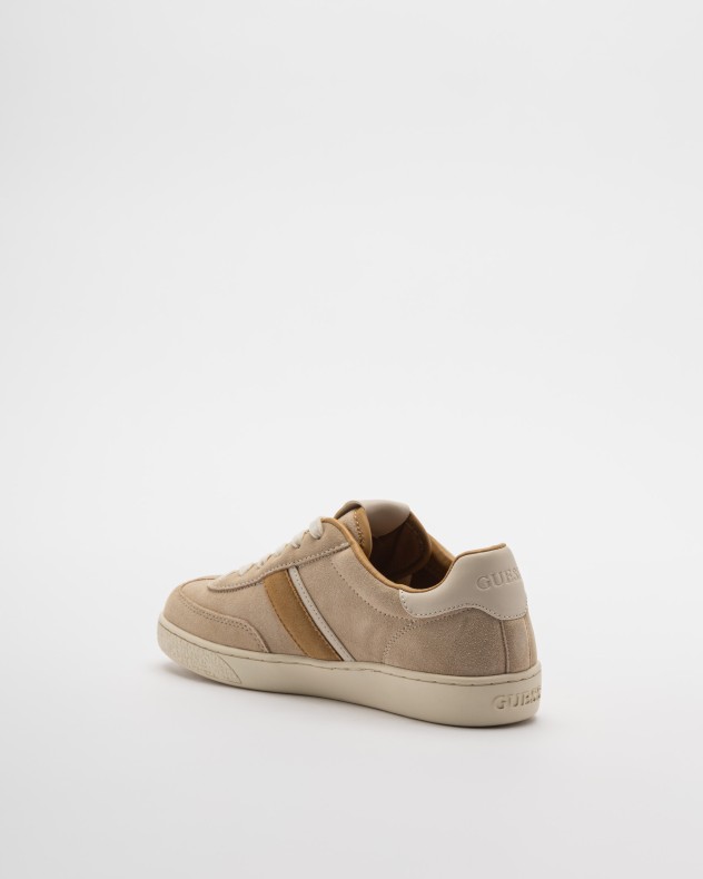 Sneakers Guess