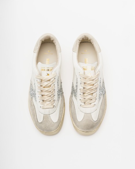 Sneakers bianche Moa