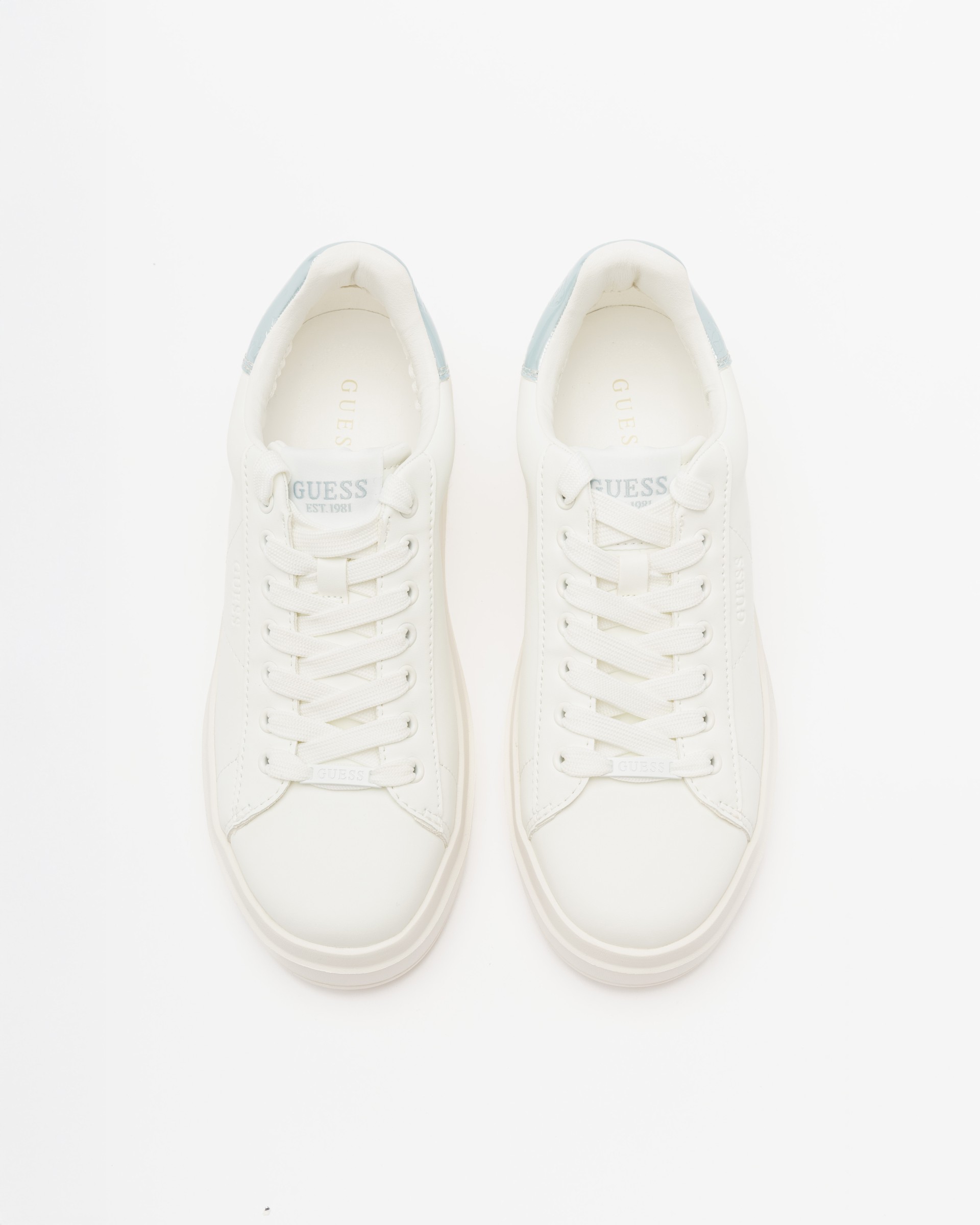 Baskettes blanches Guess