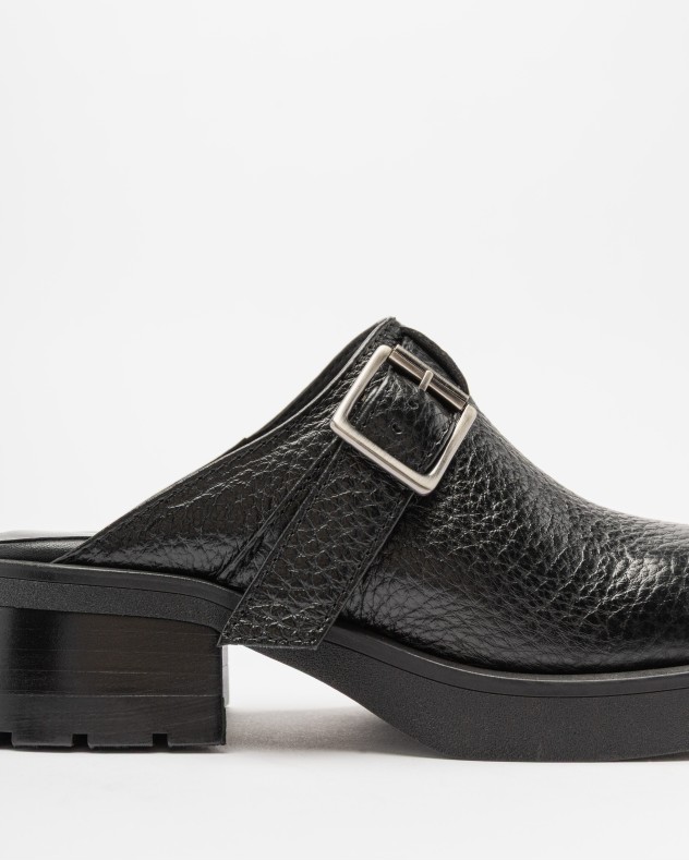 Clogs E8 by Miista