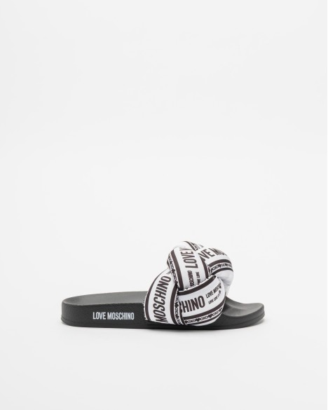 Chaussons Love Moschino