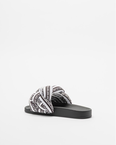 Chinelos Love Moschino