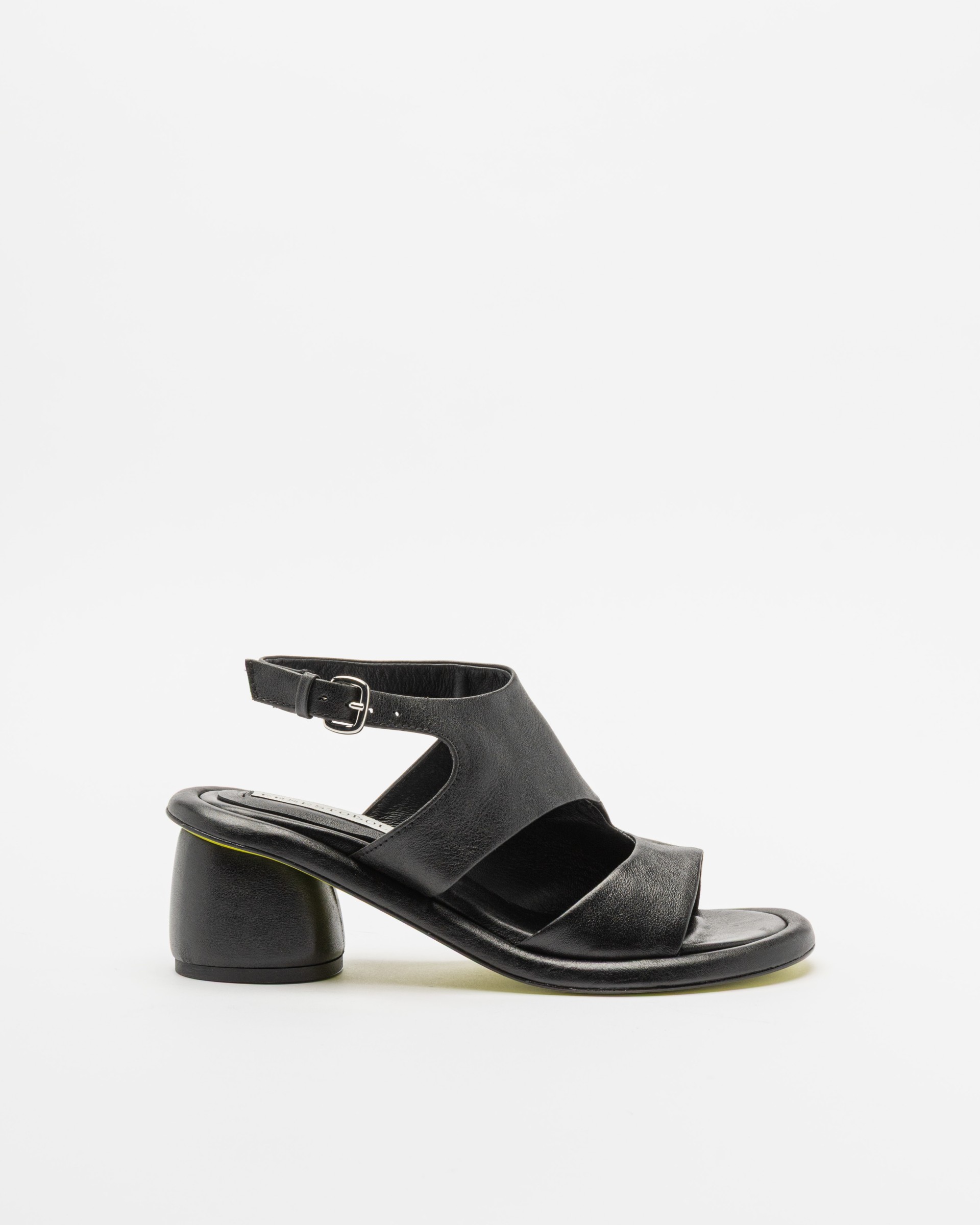 Ernesto Dolani Sandals