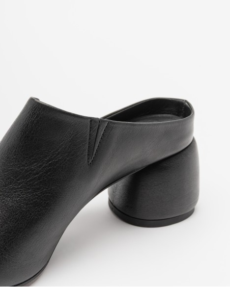 Ernesto Dolani Clogs