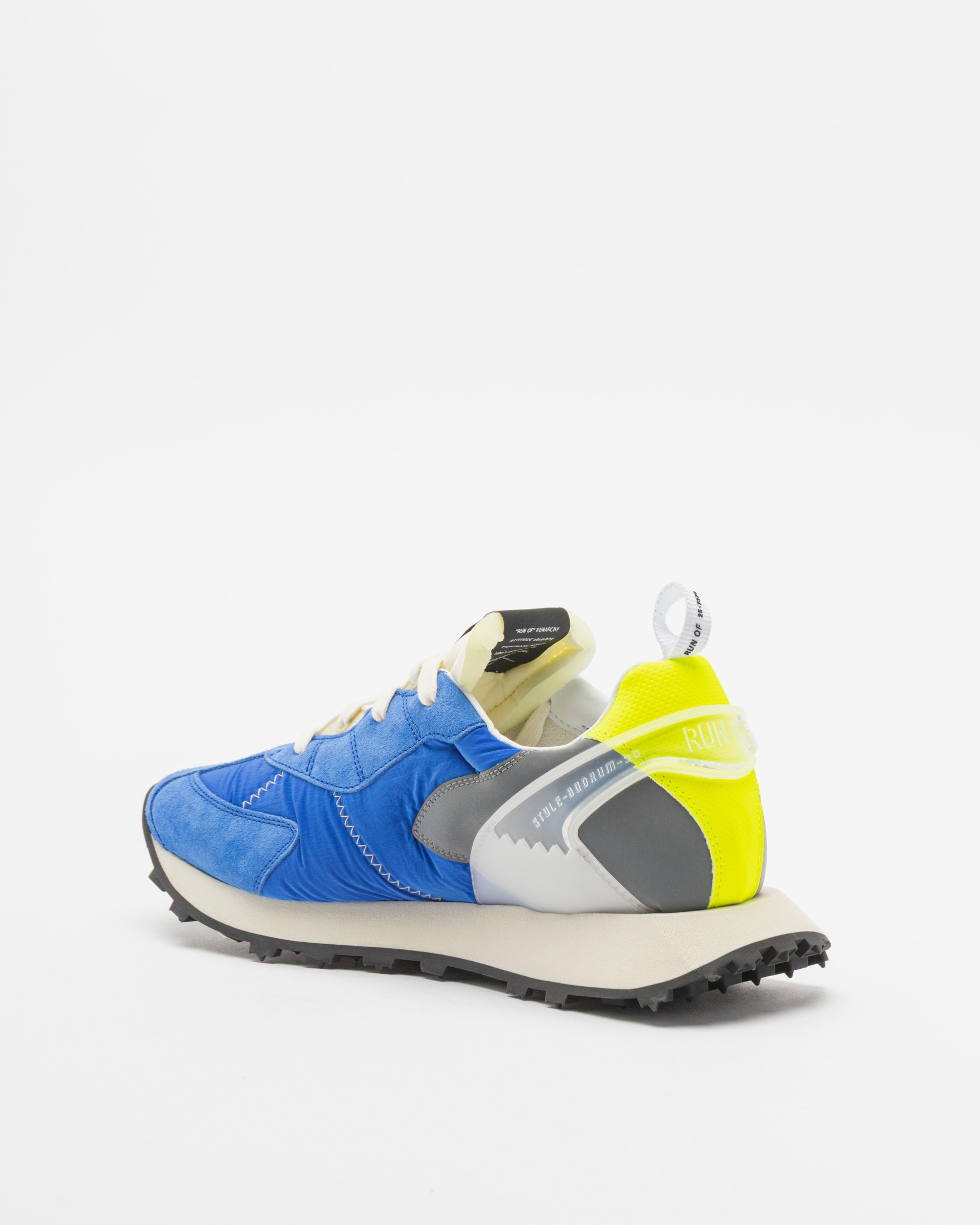 Sneakers Run Of