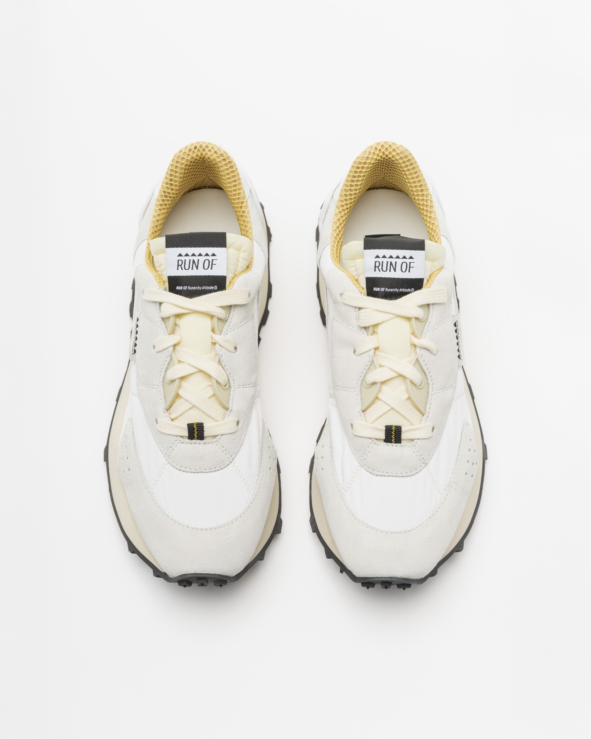 Weiße Sneakers Run Of