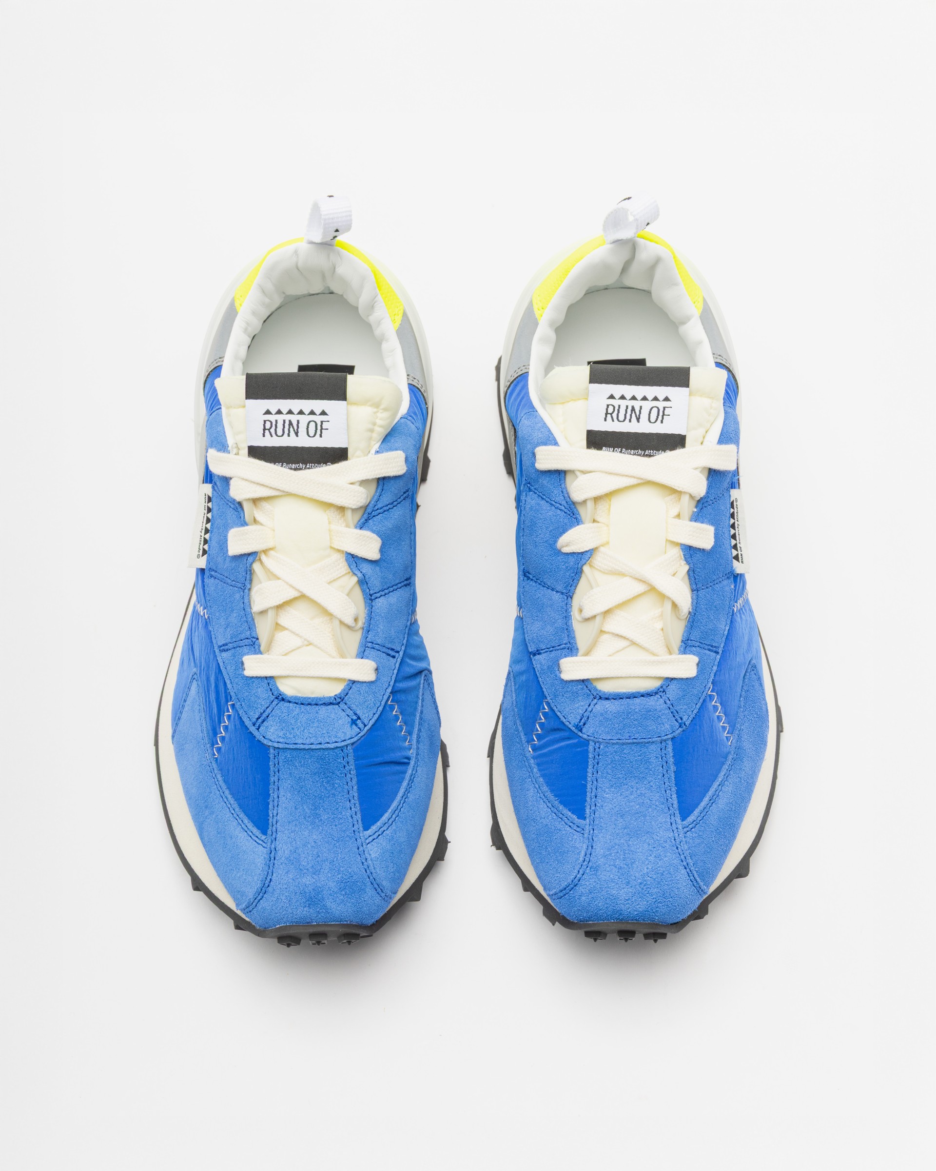 Sneakers Run Of