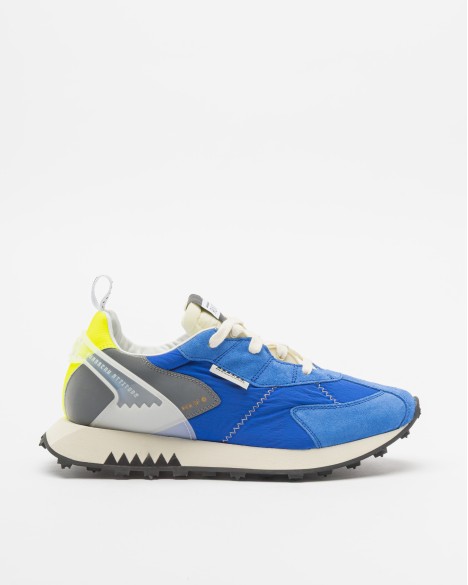 Sneakers Run Of
