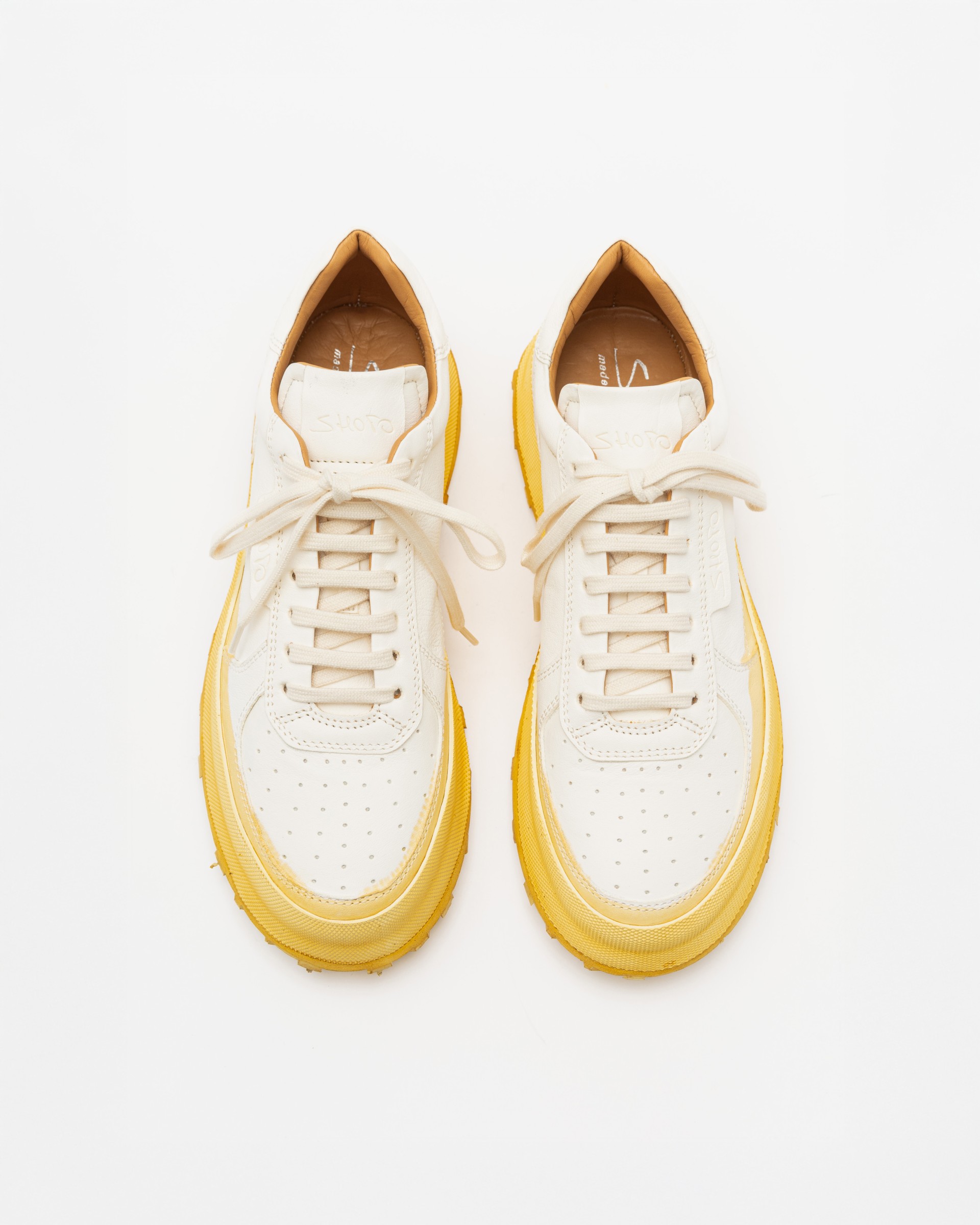 Sapatilhas brancas Shoto