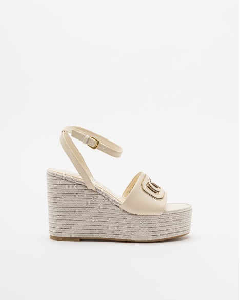 Sandlias de cunha Guess
