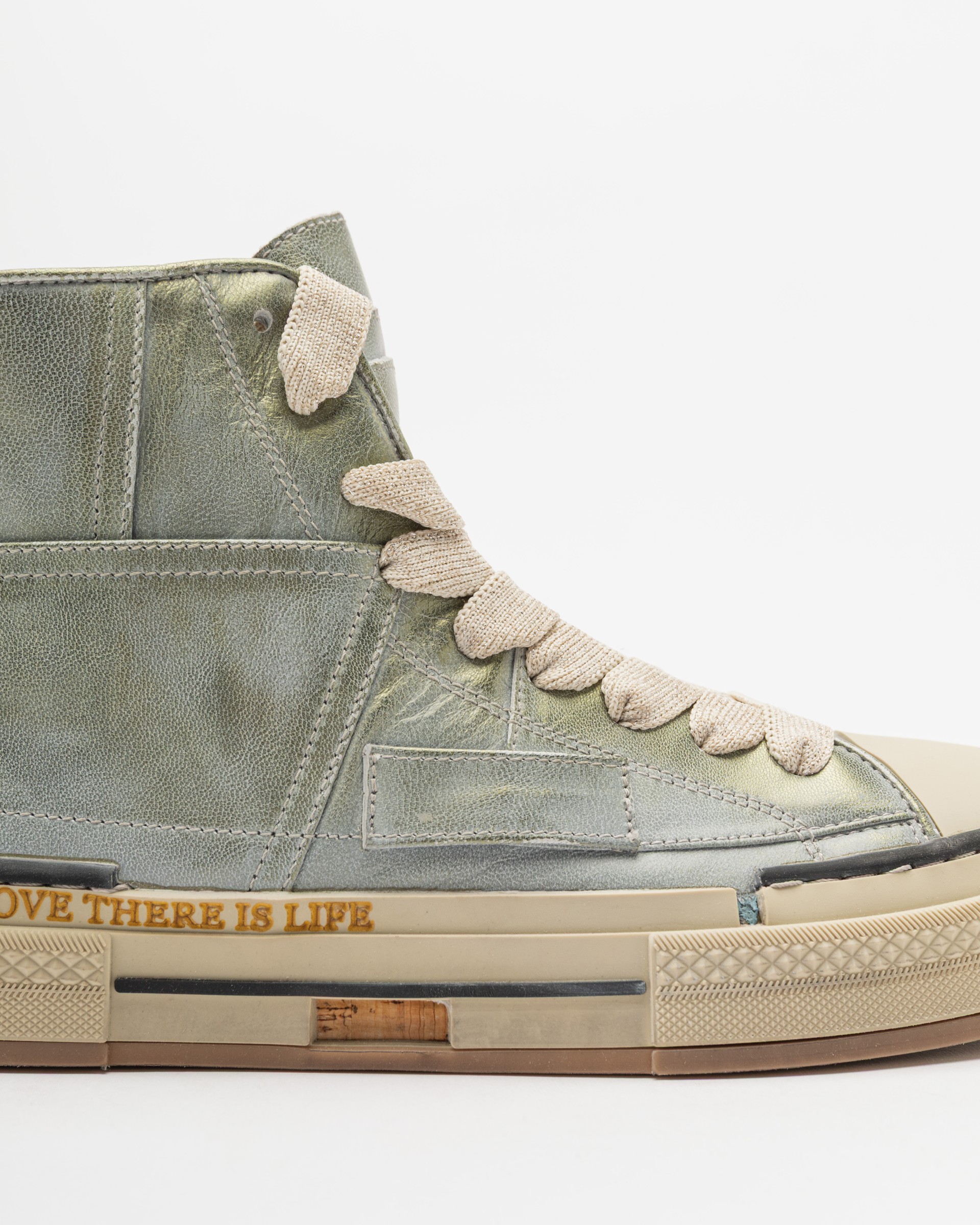 High-Top-Sneaker Dropp