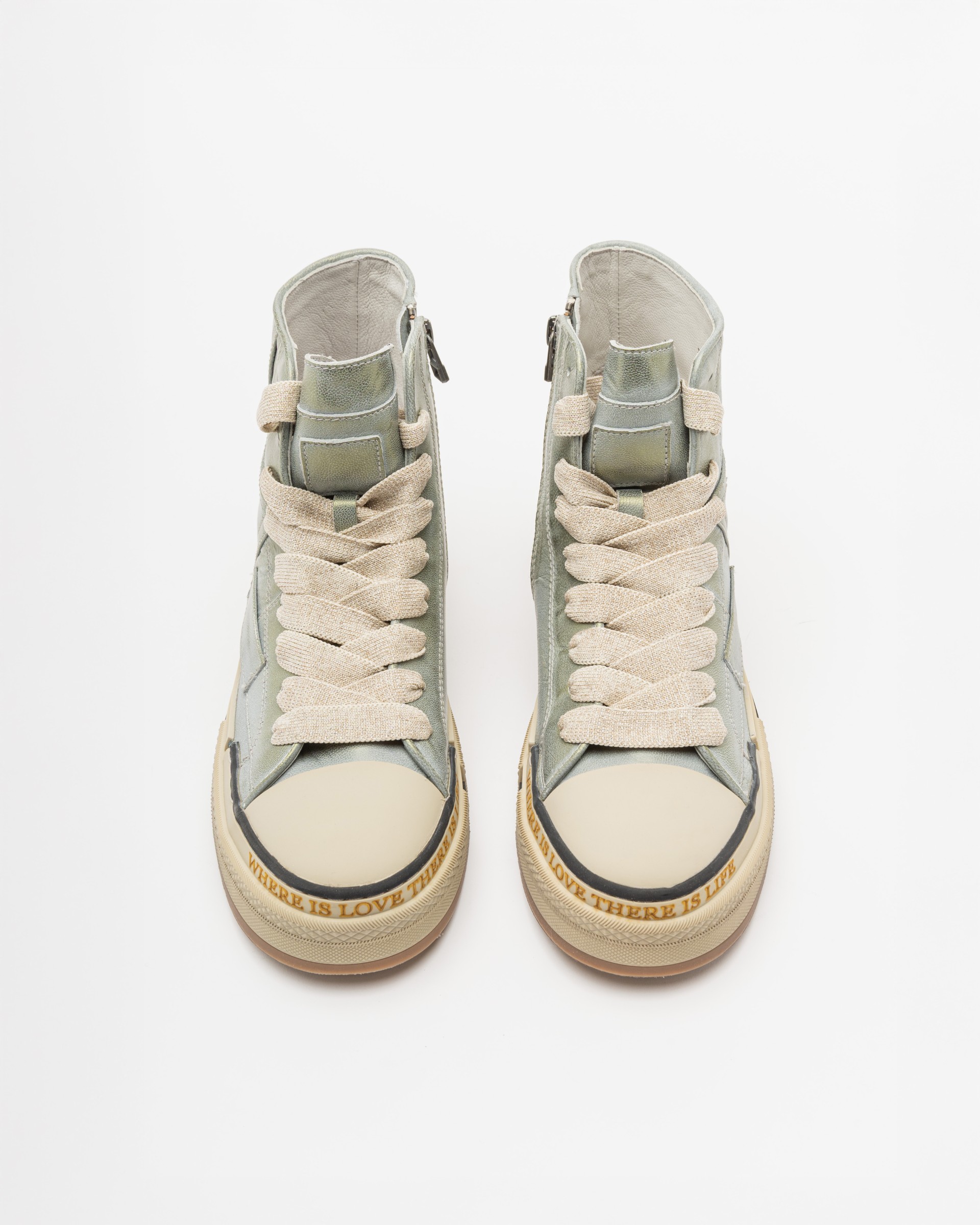 High-Top-Sneaker Dropp