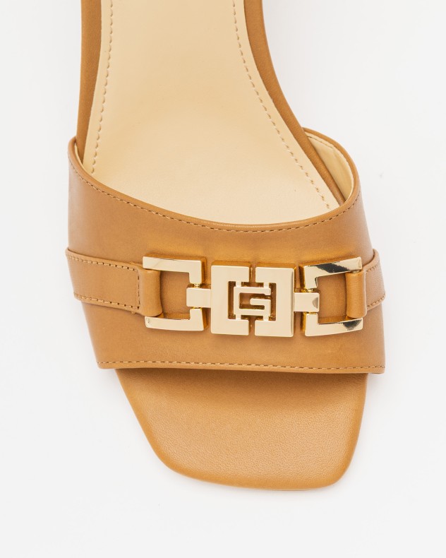 Sandalias de tac�n alto Guess