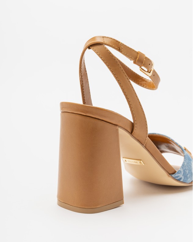 Sand�lias salto alto Guess